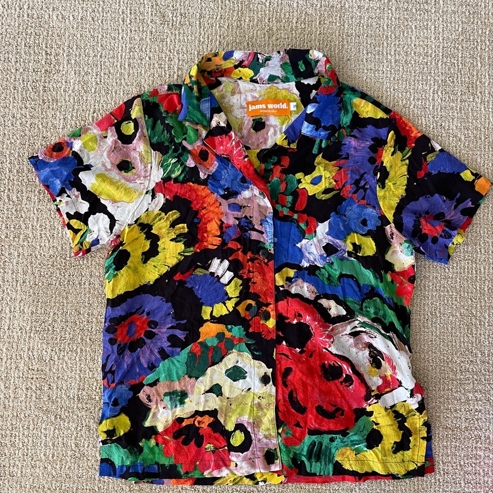 jams world button up shirt in the Marbella print! size s